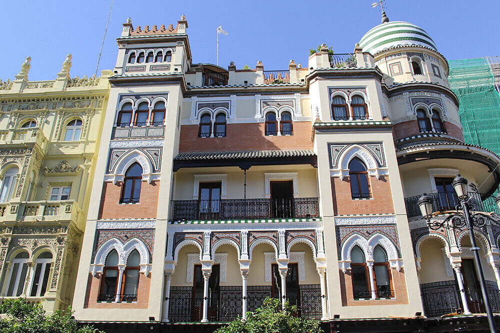 Buildings on Avenida de Constitucion