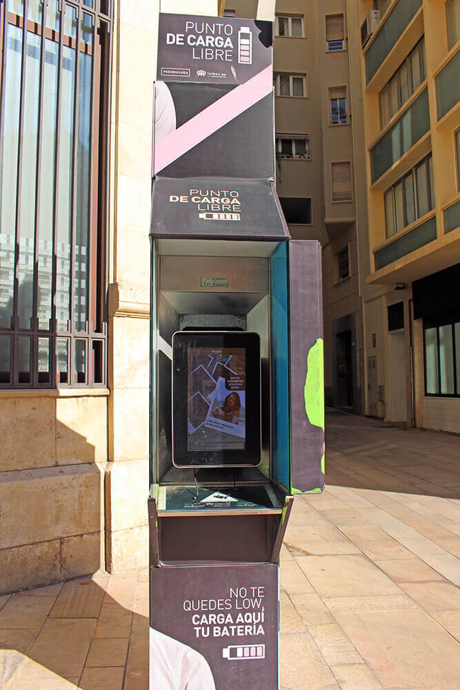 Charge your phone for free in Malaga