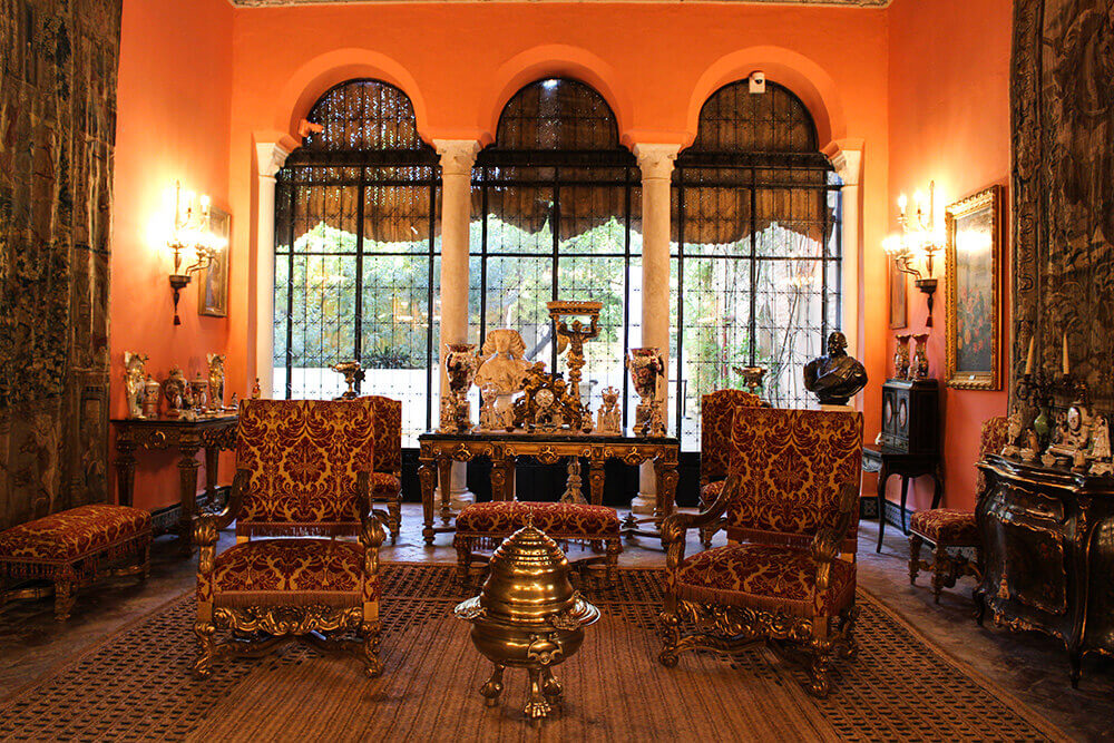 Inside the Palacio de las Duenas in Seville