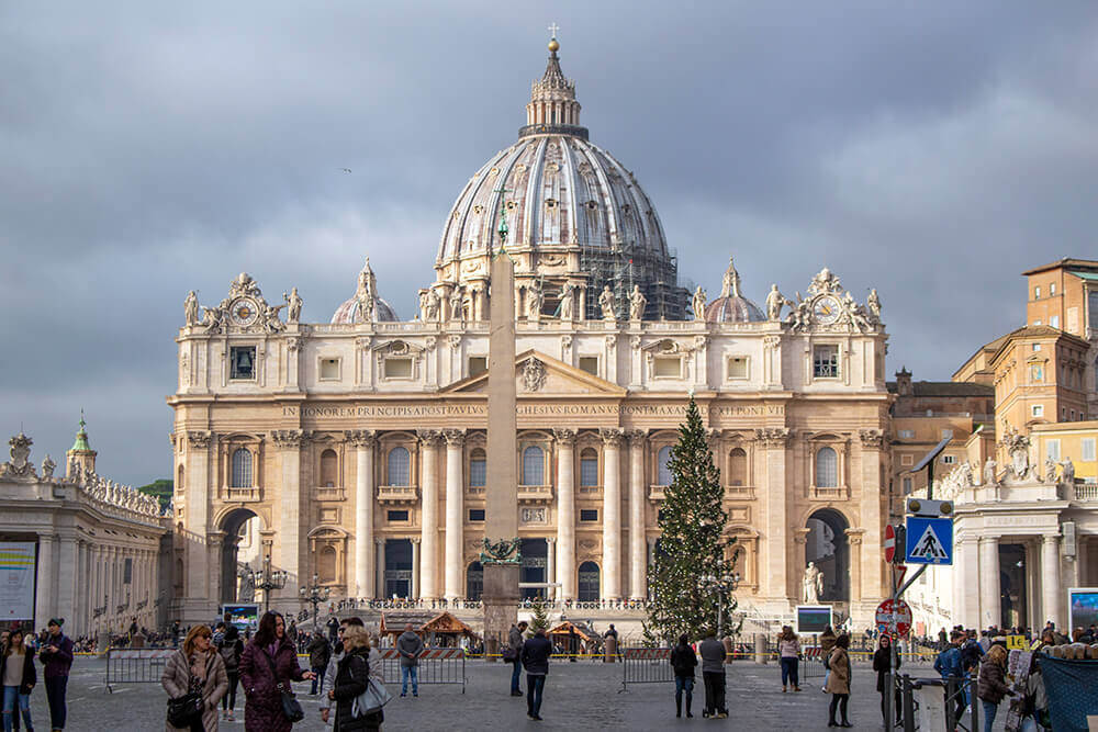 St-Peters-Cathedral-in-Rome-Italy