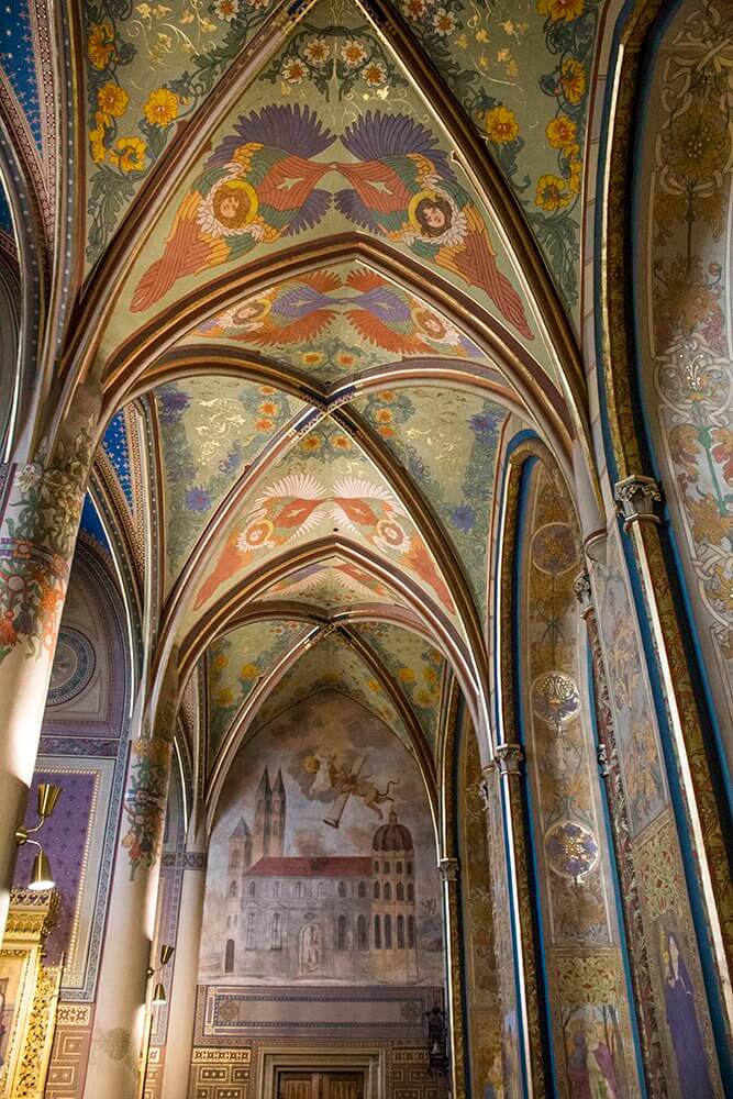Cathedral-of-St-Peter-and-Paul-in-Prague