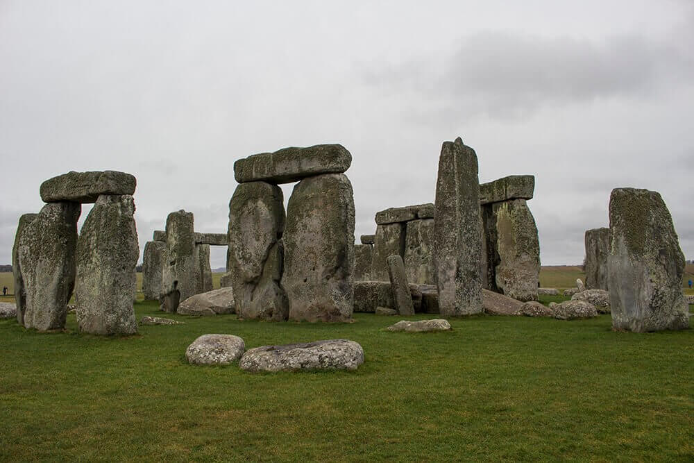 Stonehenge-in-February