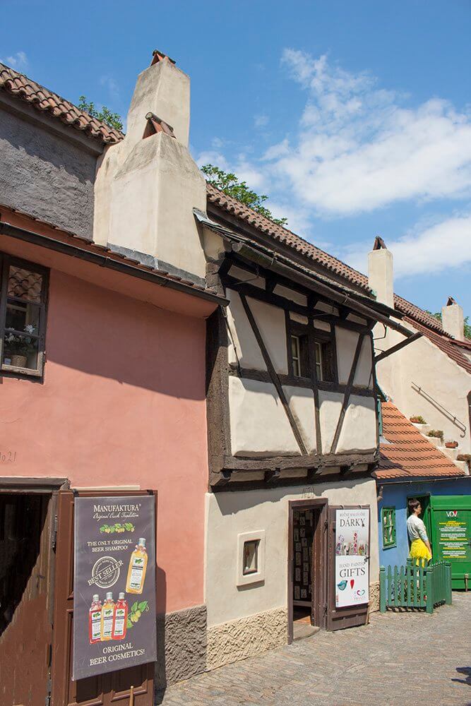 The-Golden-Lane-in-Prague-Castle