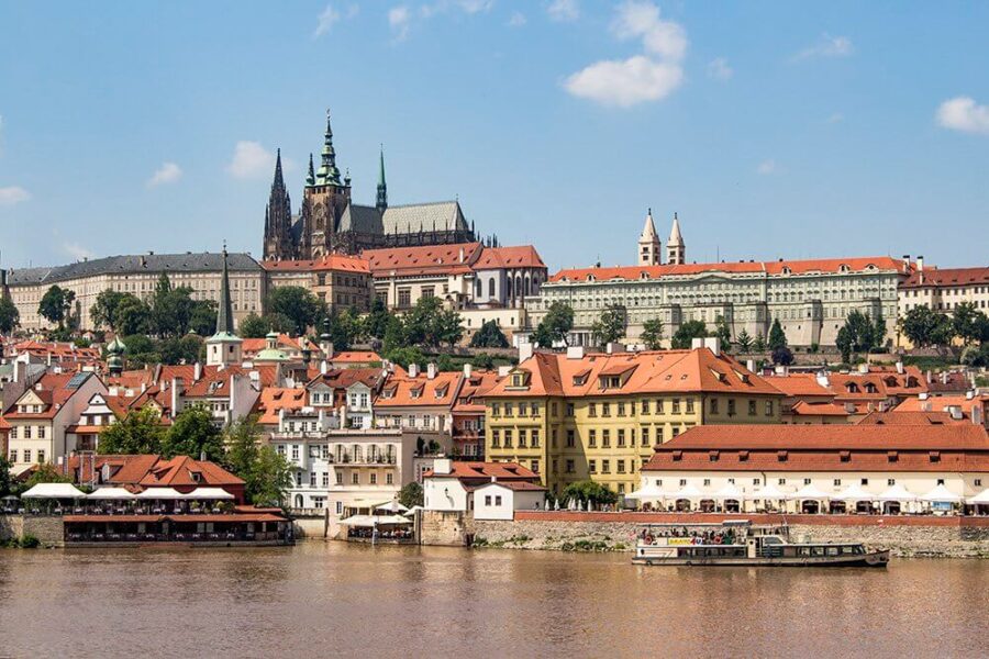 Where to find the best viewpoints in Prague
