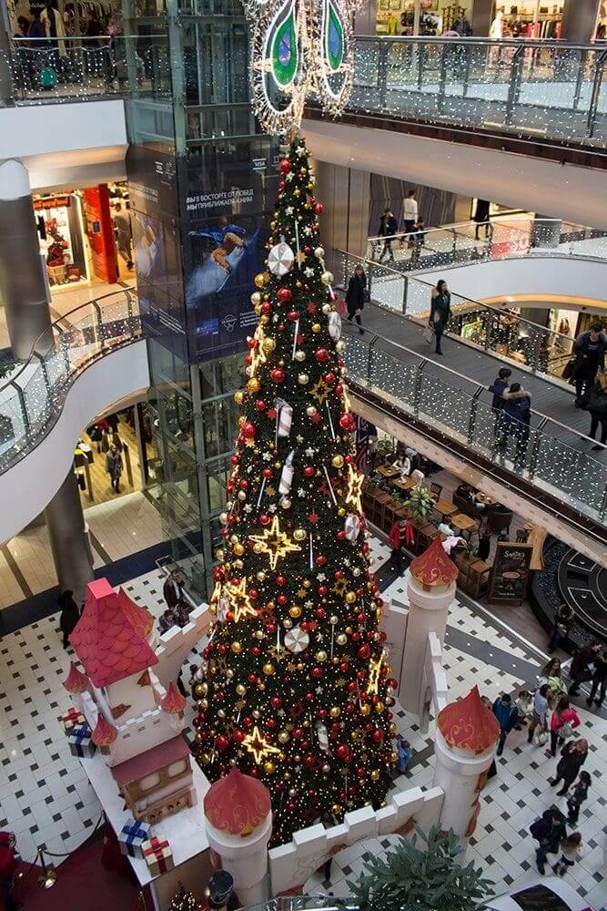 xmas-tree-at-Malldova in Chisinau
