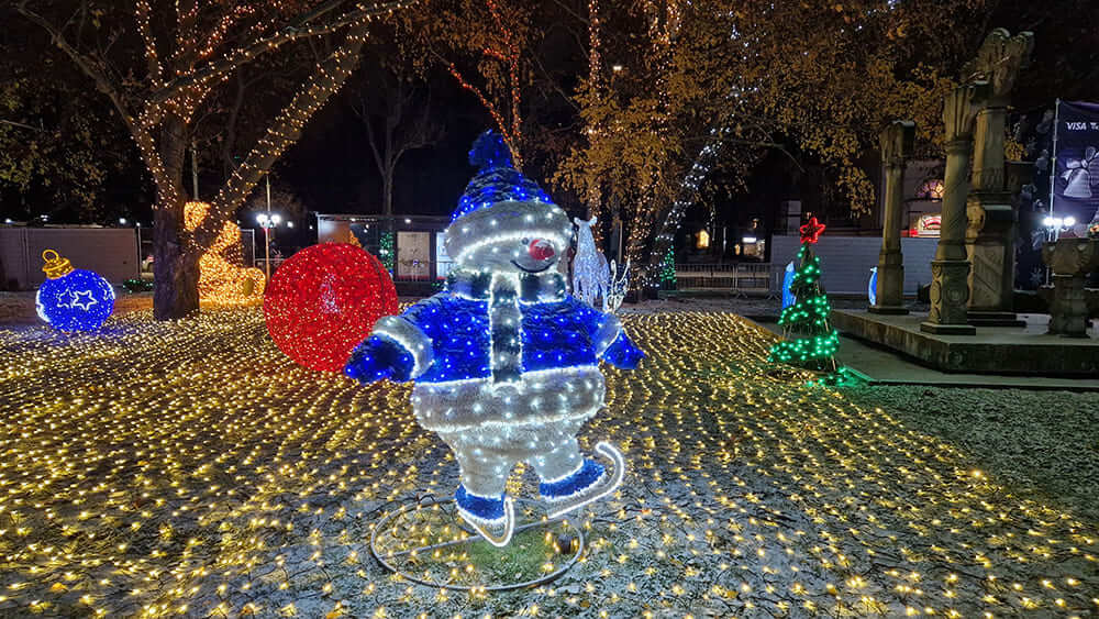 Christmas decor from Orange in Chisinau 2022