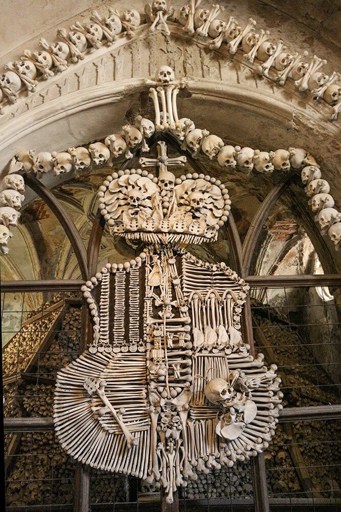 The-bone-crest-in-the-Sedlec-Ossuary, Czech Republic